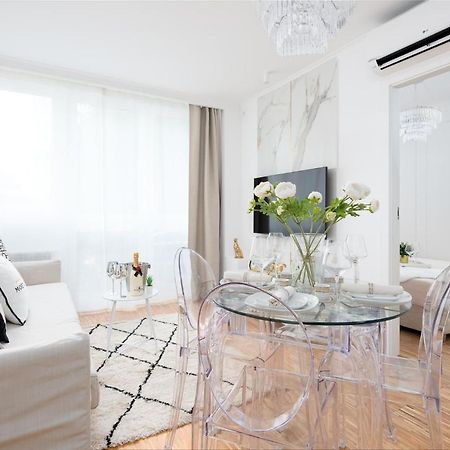 ורשה Glam & Modern By Cooee Apartments מראה חיצוני תמונה